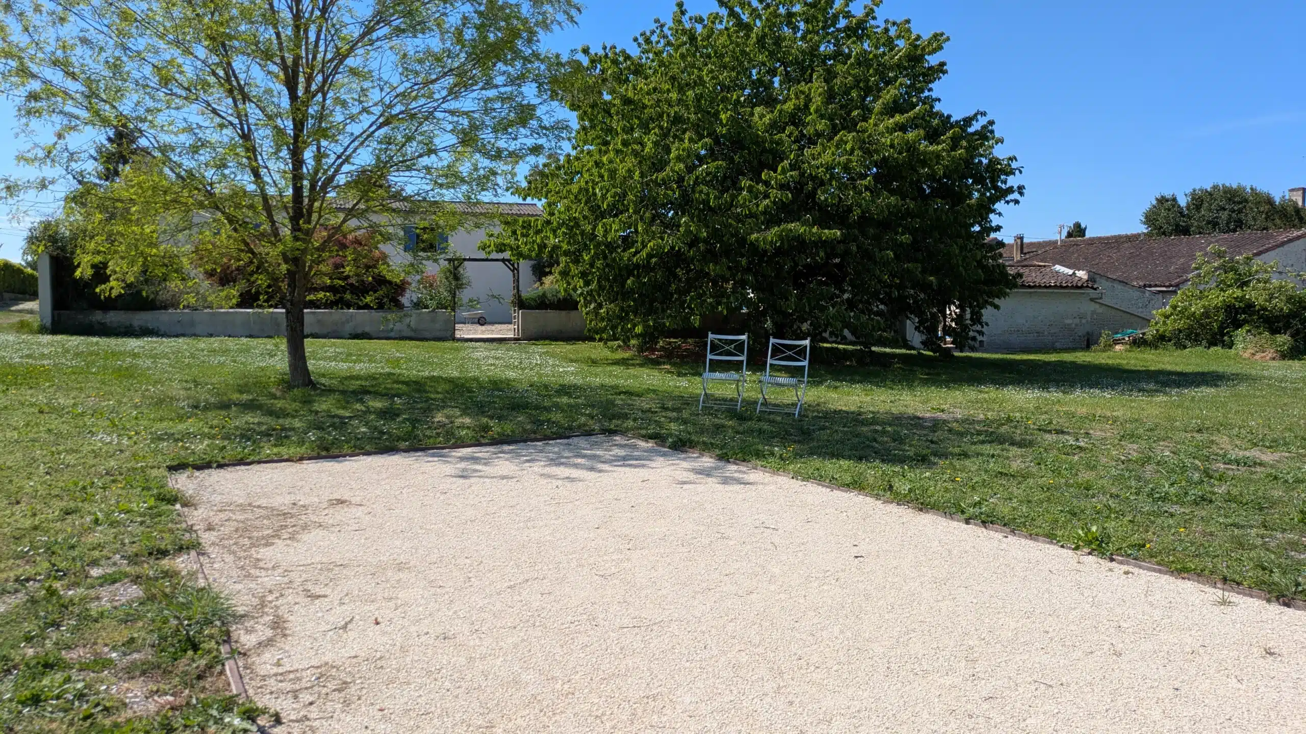 Fun French family games near Cognac